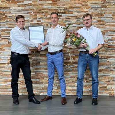 Uitreiking Certificaat Patron Agri Systems (vierkant).jpg